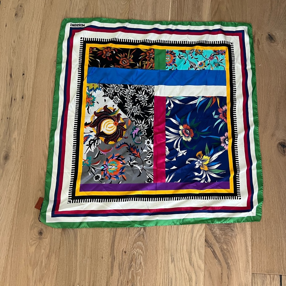 NWT Missoni Italian 100% Silk Oversized Scarf